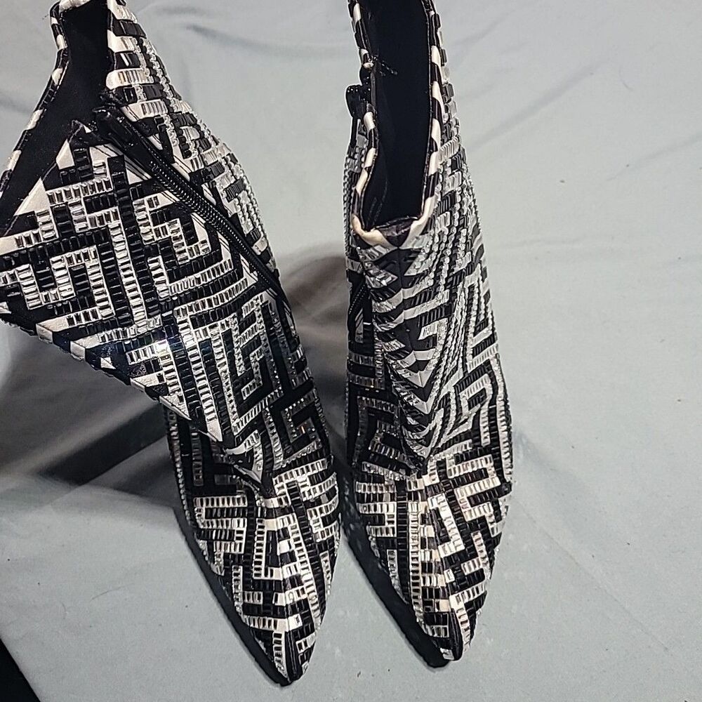 INC Intl' Concepts Rakima Rhinestone Ankle Boots Stiletto Pointed Toe 8.5 M